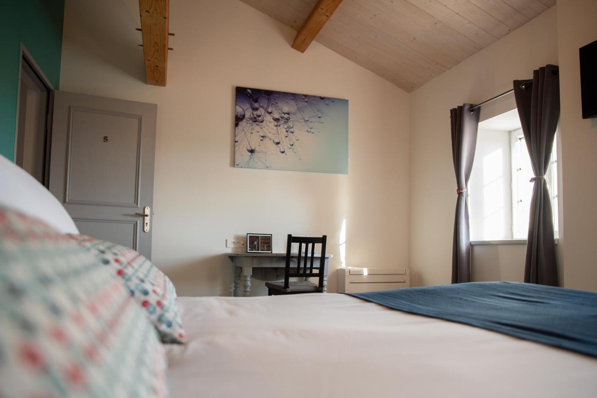 Bed and Breakfast Domaine Forvent Saint-Julien-de-Peyrolas Zewnętrze zdjęcie