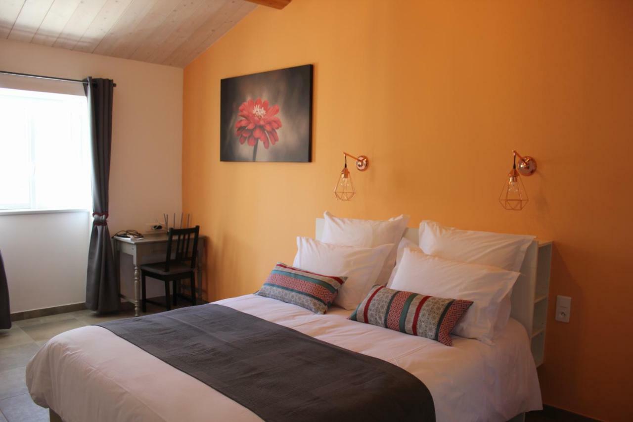 Bed and Breakfast Domaine Forvent Saint-Julien-de-Peyrolas Zewnętrze zdjęcie
