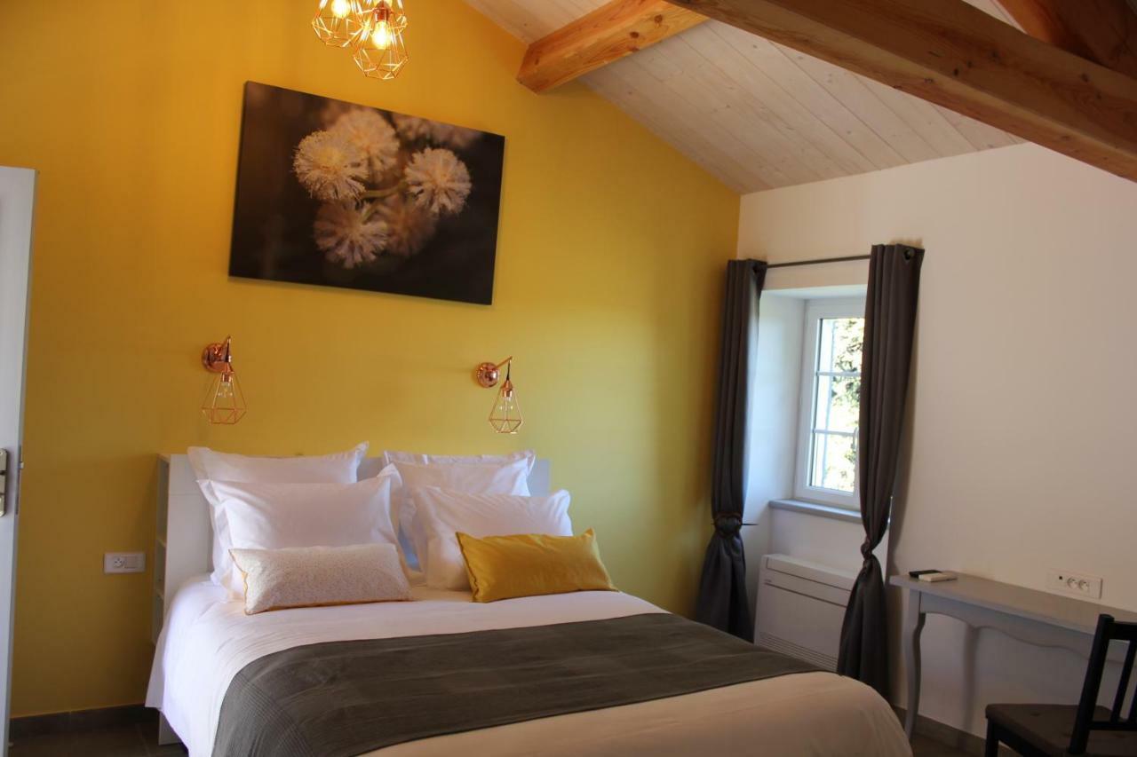 Bed and Breakfast Domaine Forvent Saint-Julien-de-Peyrolas Zewnętrze zdjęcie