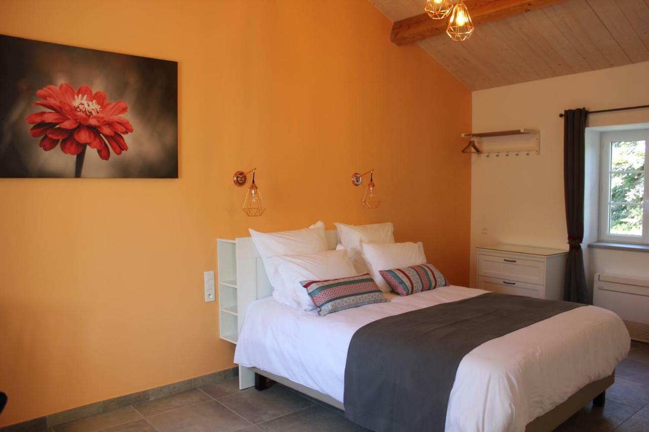 Bed and Breakfast Domaine Forvent Saint-Julien-de-Peyrolas Zewnętrze zdjęcie